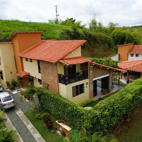 casa-familiar-quimbaya-21 - Turismo en el Eje Cafetero, Alquiler de Fincas en el Quindio