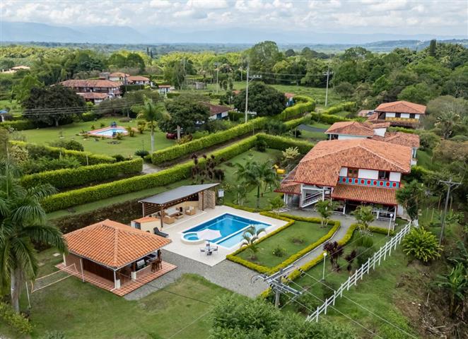 finca-san-luis-quindio-15 - Turismo en el Eje Cafetero, Alquiler de Fincas en el Quindio